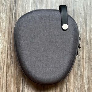 Apple AirPods Max Case